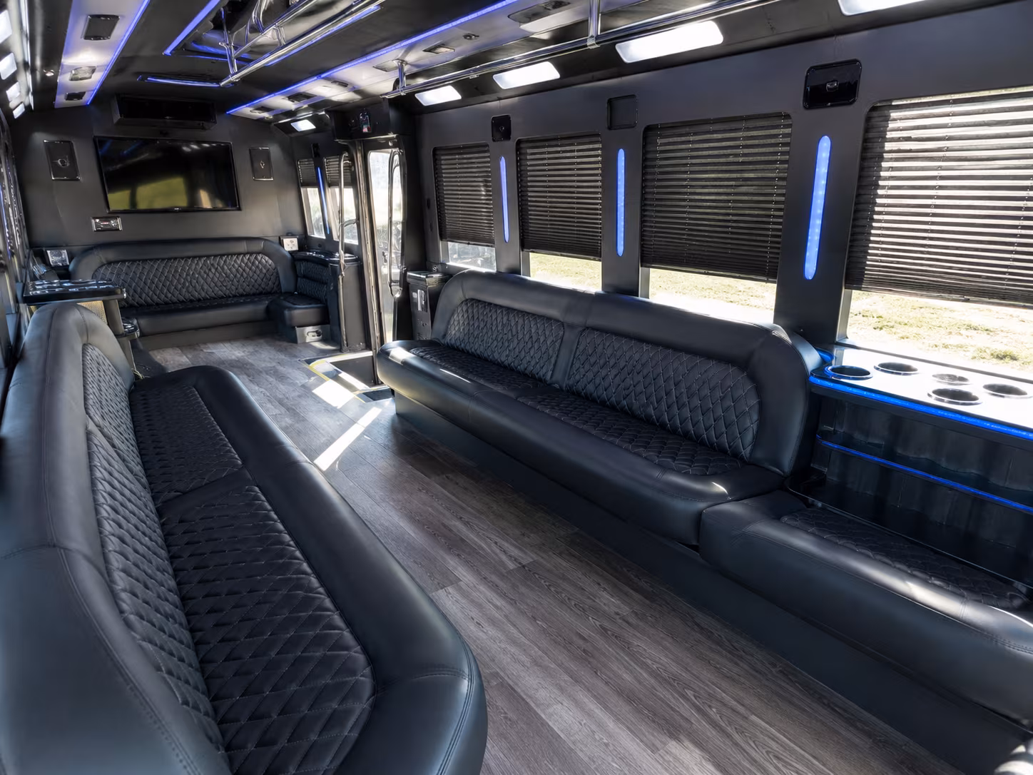 Corona Winery Tour & Pub Crawl Transportation party bus exterior