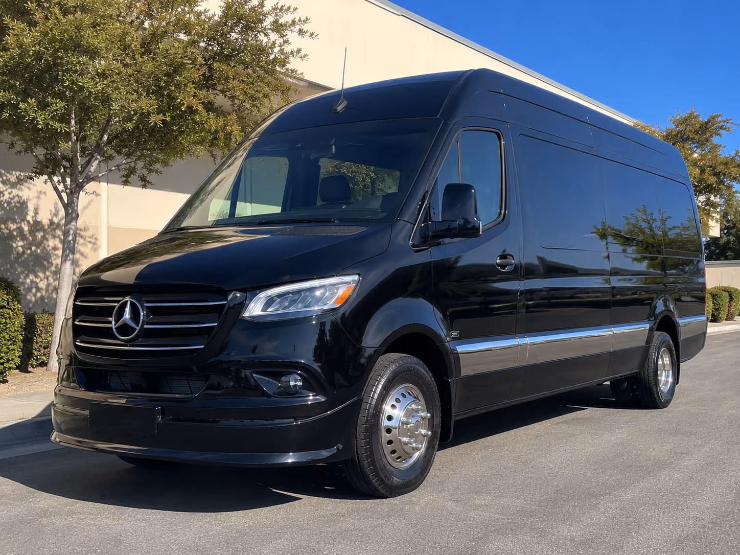 Ontario Corporate Event Transportation